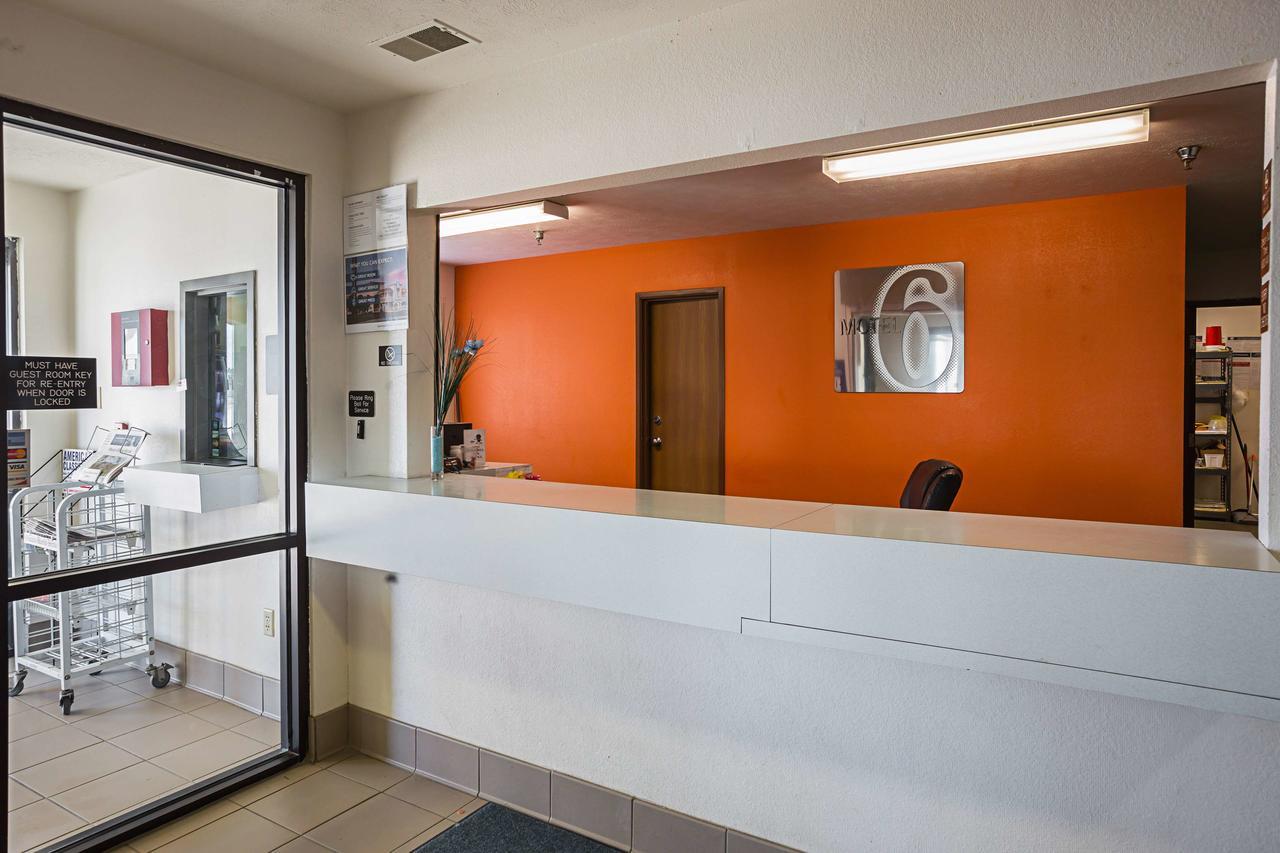 Motel 6 Omaha - Iat West Eksteriør bilde